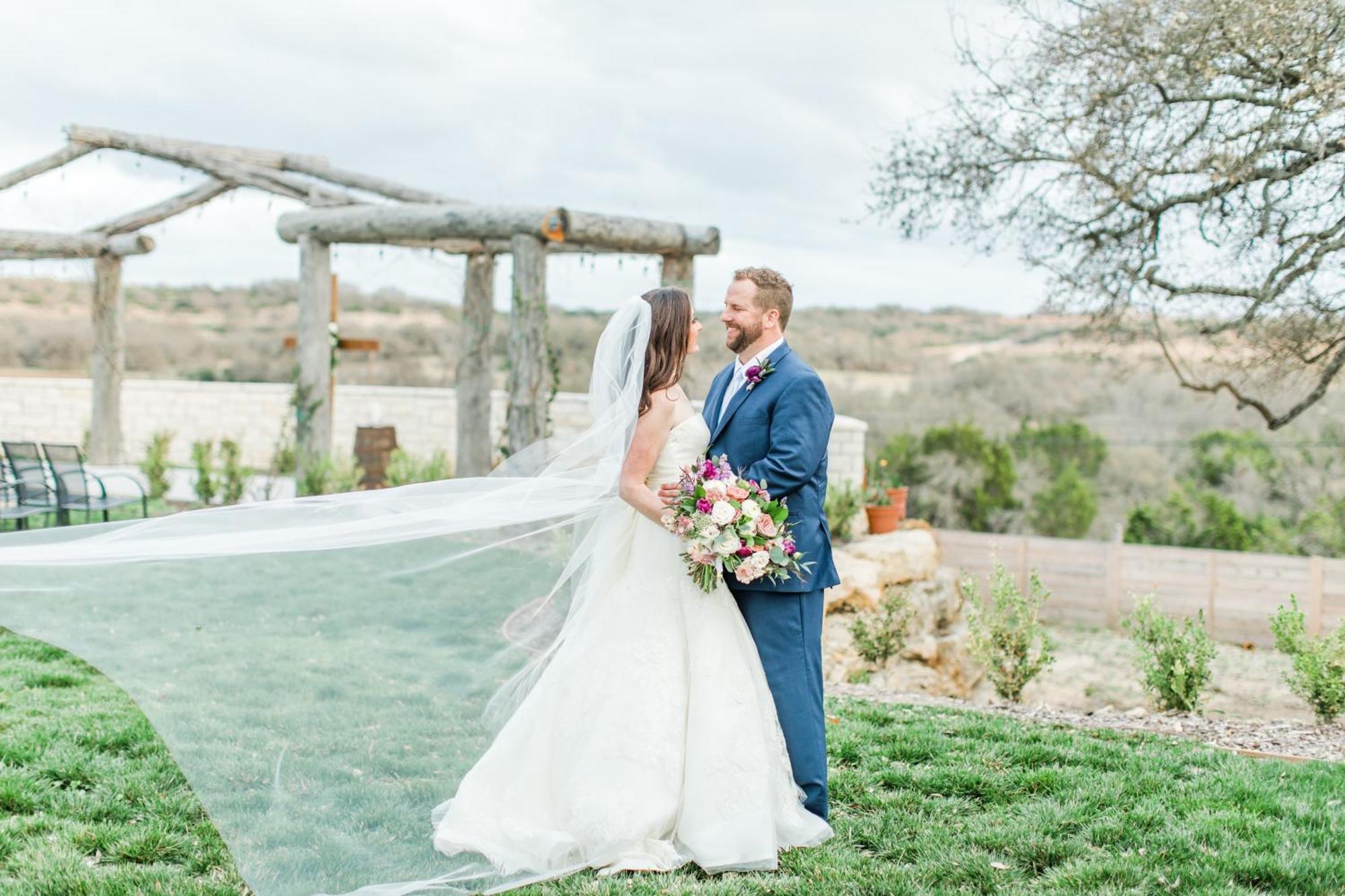 Carter Creek Winery & 3* Johnson City